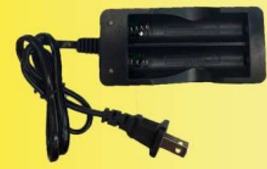 CARGADOR DE PILAS LITHIUM 4.2V AC 100/240V 1000mA con cable 