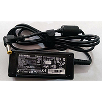 CARGADOR LAPTOP ASUS 19V 1.58A PUNTA TOSHIBA GAR: 3MESES